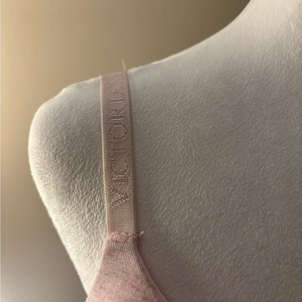 Victoria's Secret Light Pink Adjustable Full Coverage Underwire Bra Size 34DDD - Picture 3 of 10